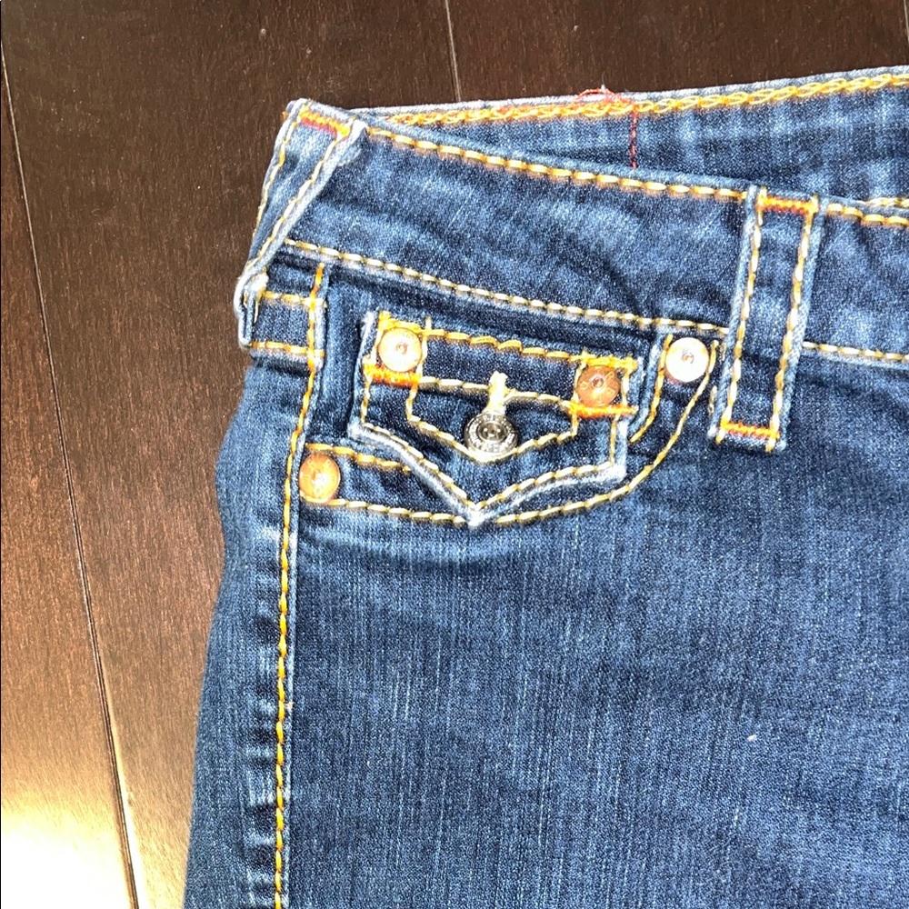 True Religion Women's Skinny Jeans in Dark Blue with Contrast Stitching - Picture 4 of 9